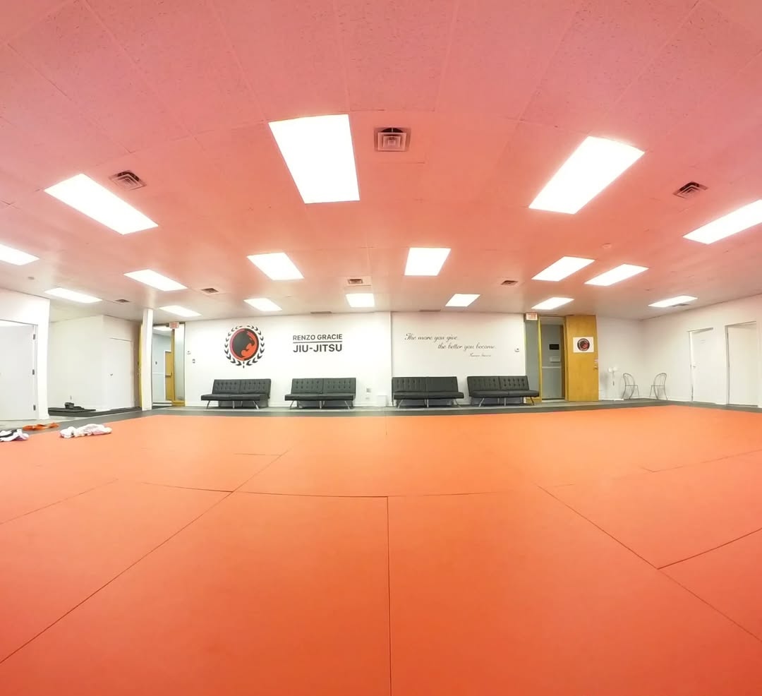 Renzo Gracie Laval main training mat