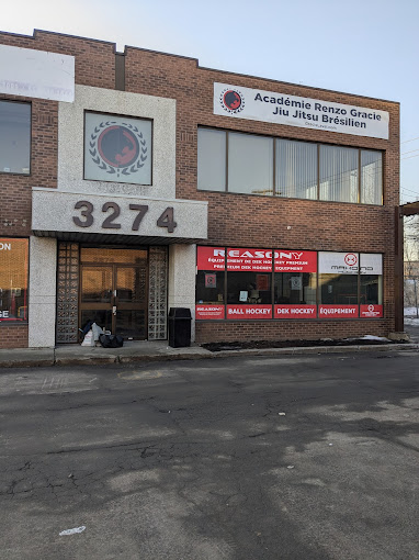 Extérieur Renzo Gracie Laval