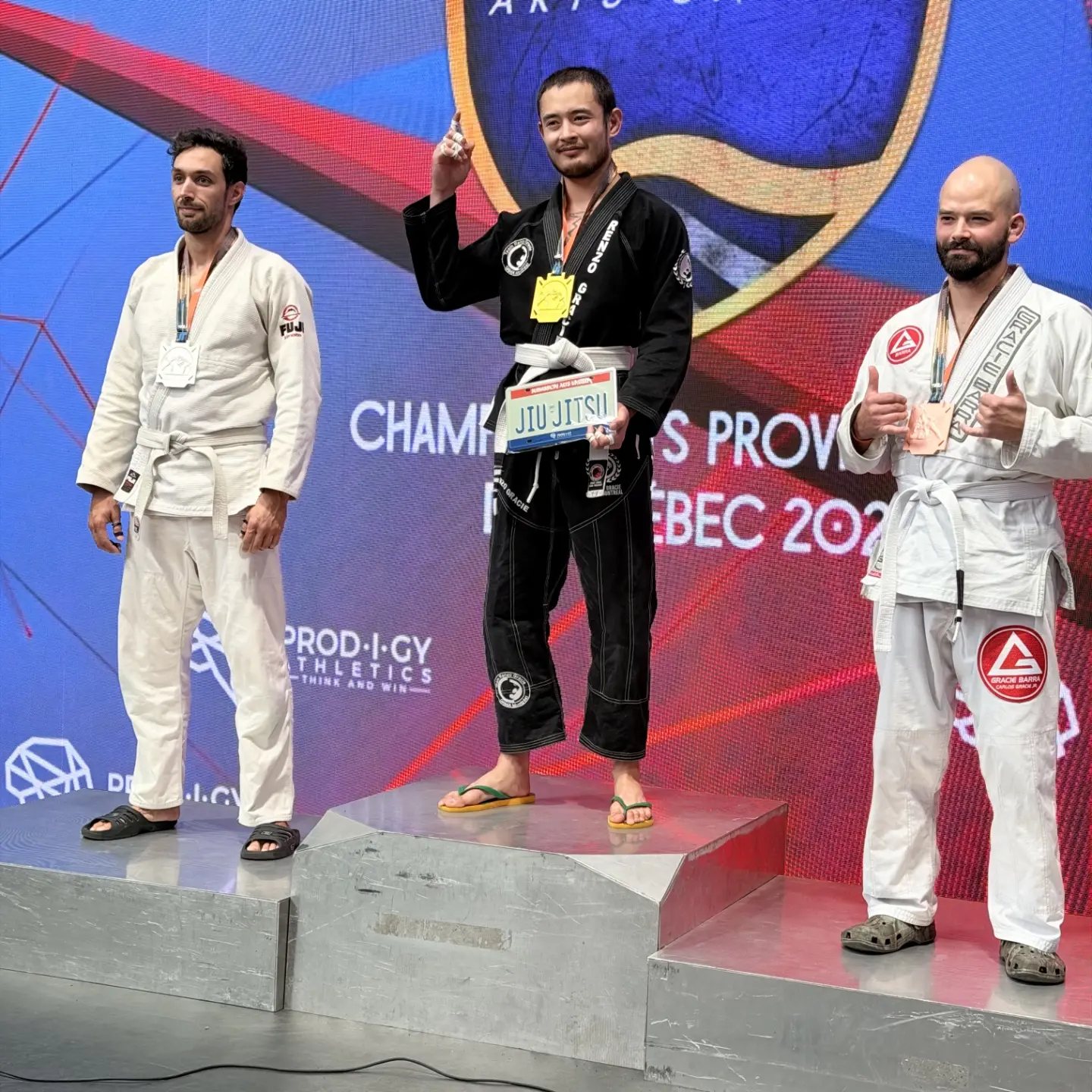 منصة الذهب في بطولة كيبيك الإقليمية
